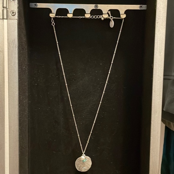 Vintage Lia Sophia Necklace Turquoise Look On Embossed Silver Leaf - Picture 1 of 4